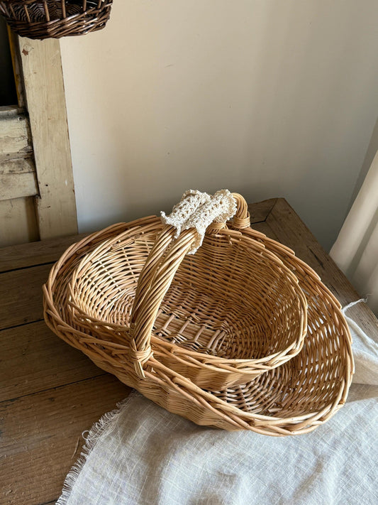 Rustic Country-Style Wicker Leaf Baskets - Handwoven Storage Basket Set (2 Sizes)