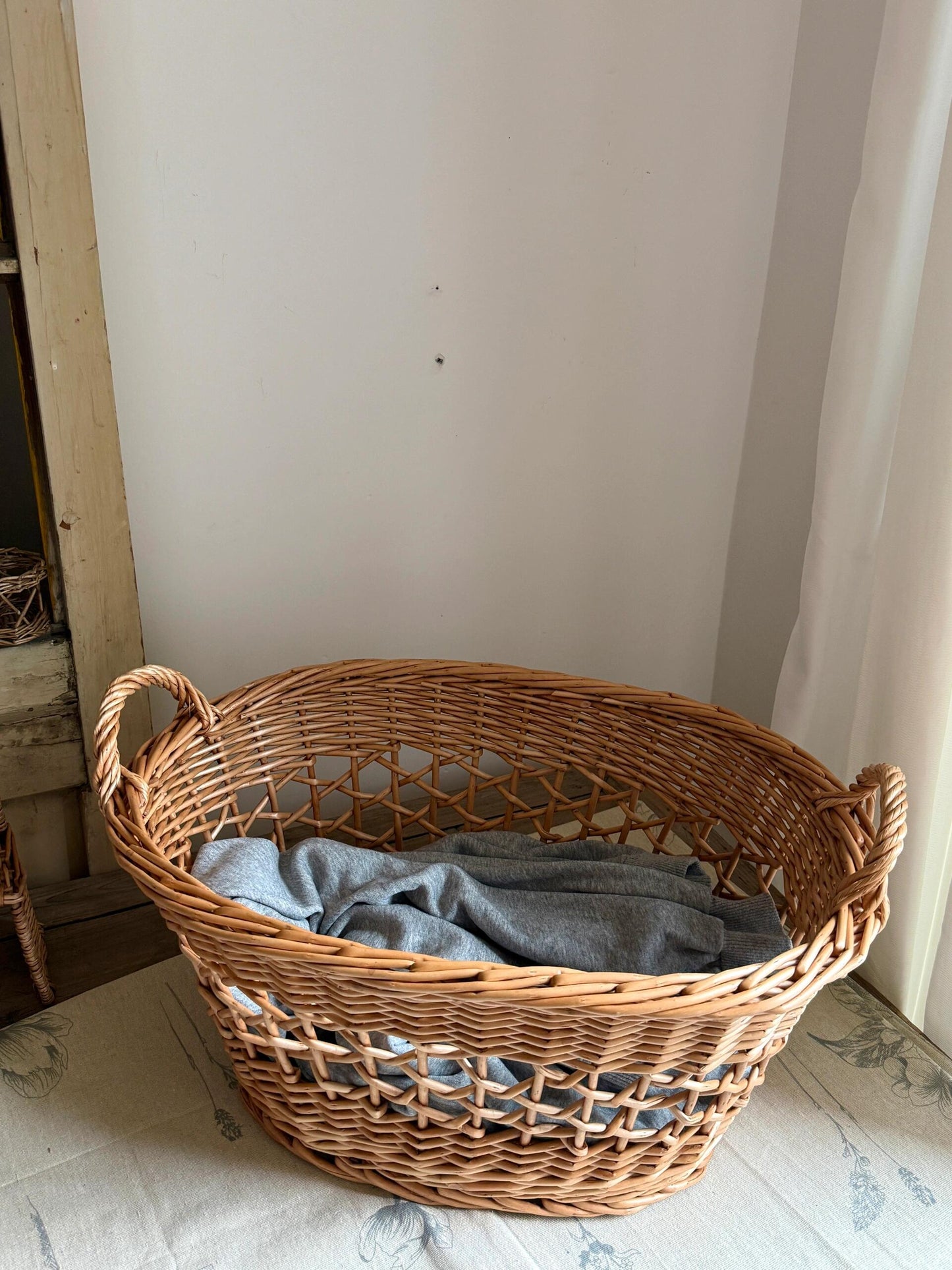 Vintage Hollow Wicker Laundry Basket - Handwoven Rustic Design