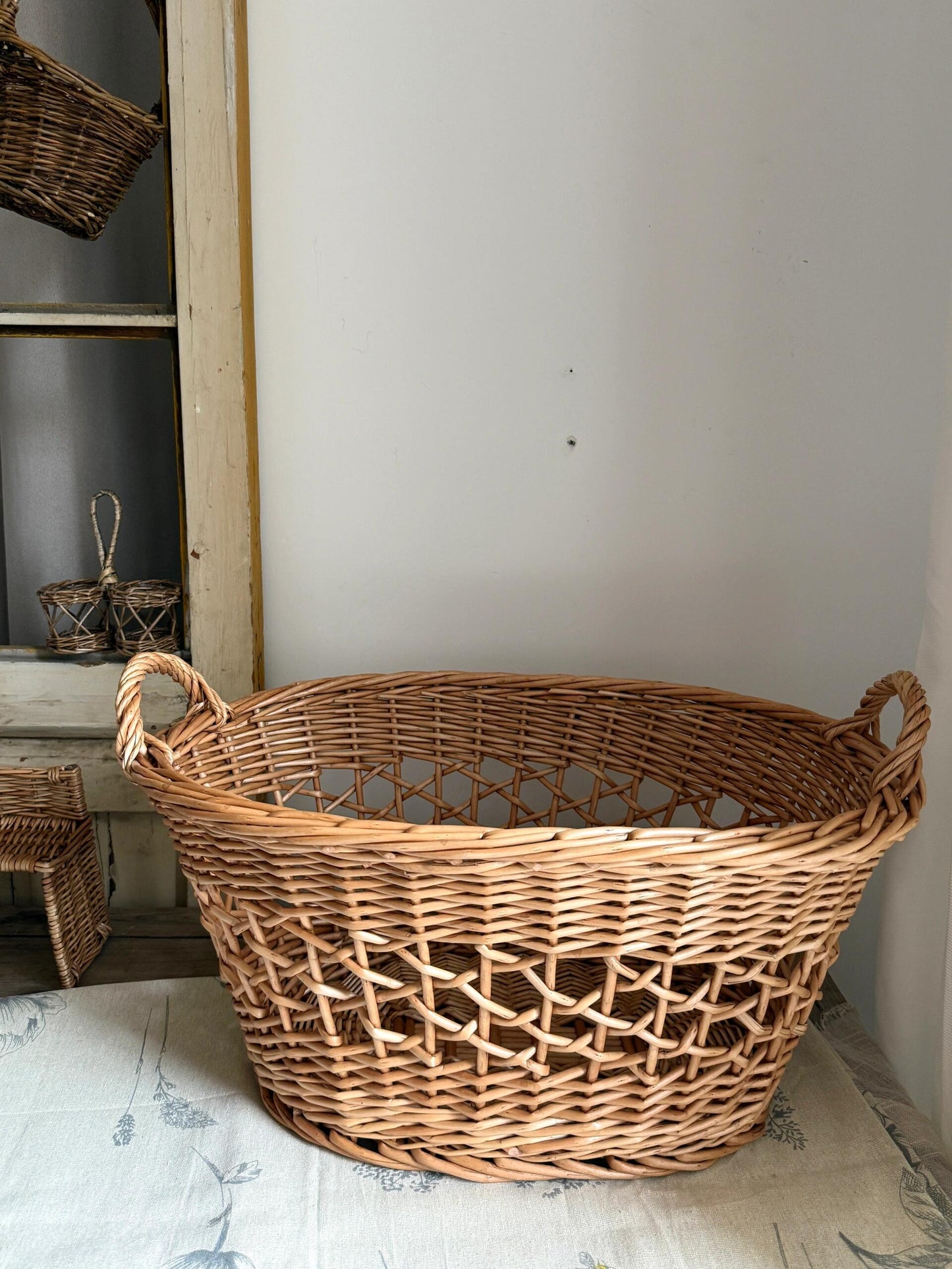 Vintage Hollow Wicker Laundry Basket - Handwoven Rustic Design